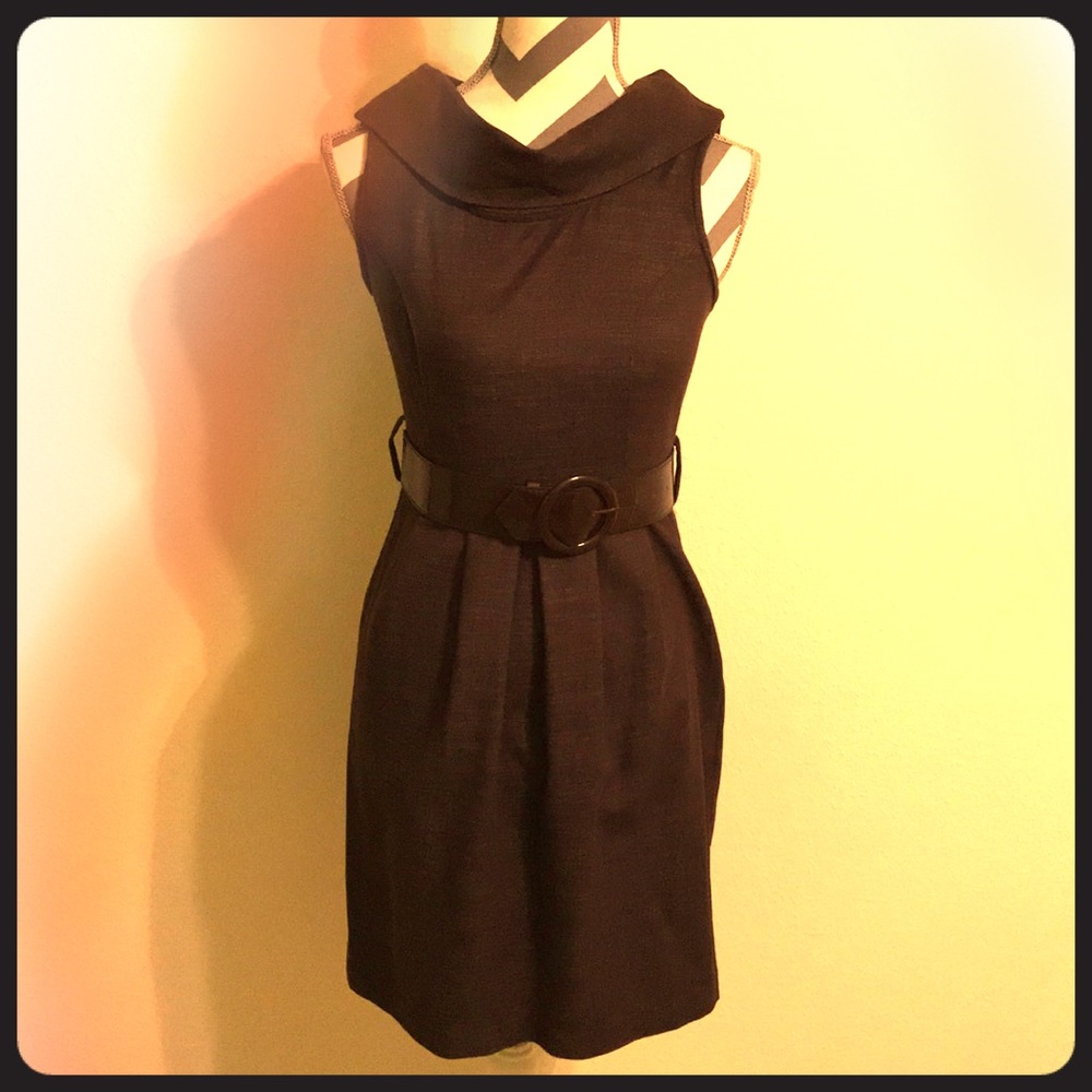 Mini-cow neck collar dress